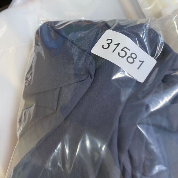 Calvin Klein Blouse Women M Medium Gray Collared Long Sleeve Pullover Casual - Picture 7 of 7